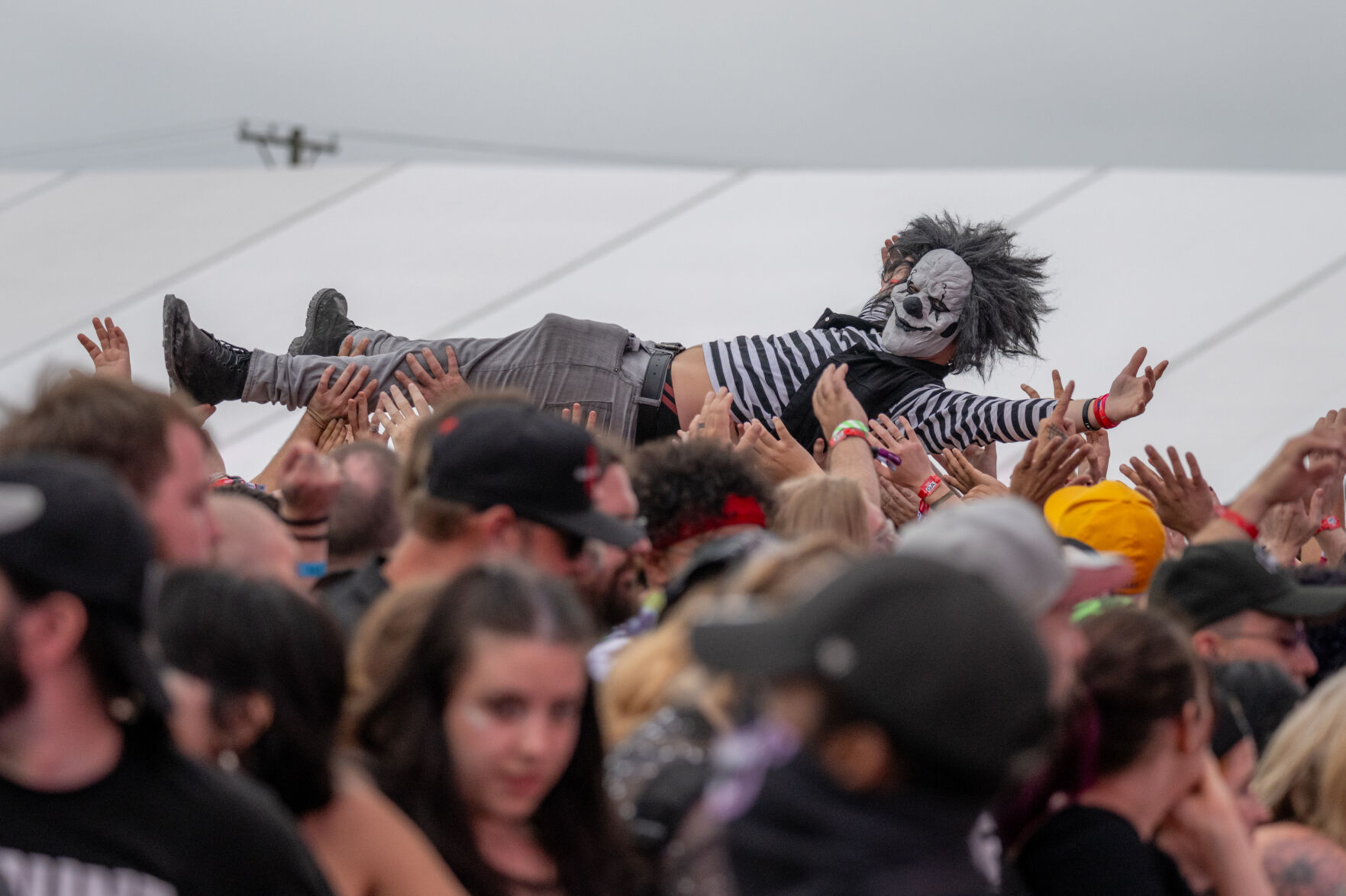 Surfing the crowds at Louisville Louder than Life 2024